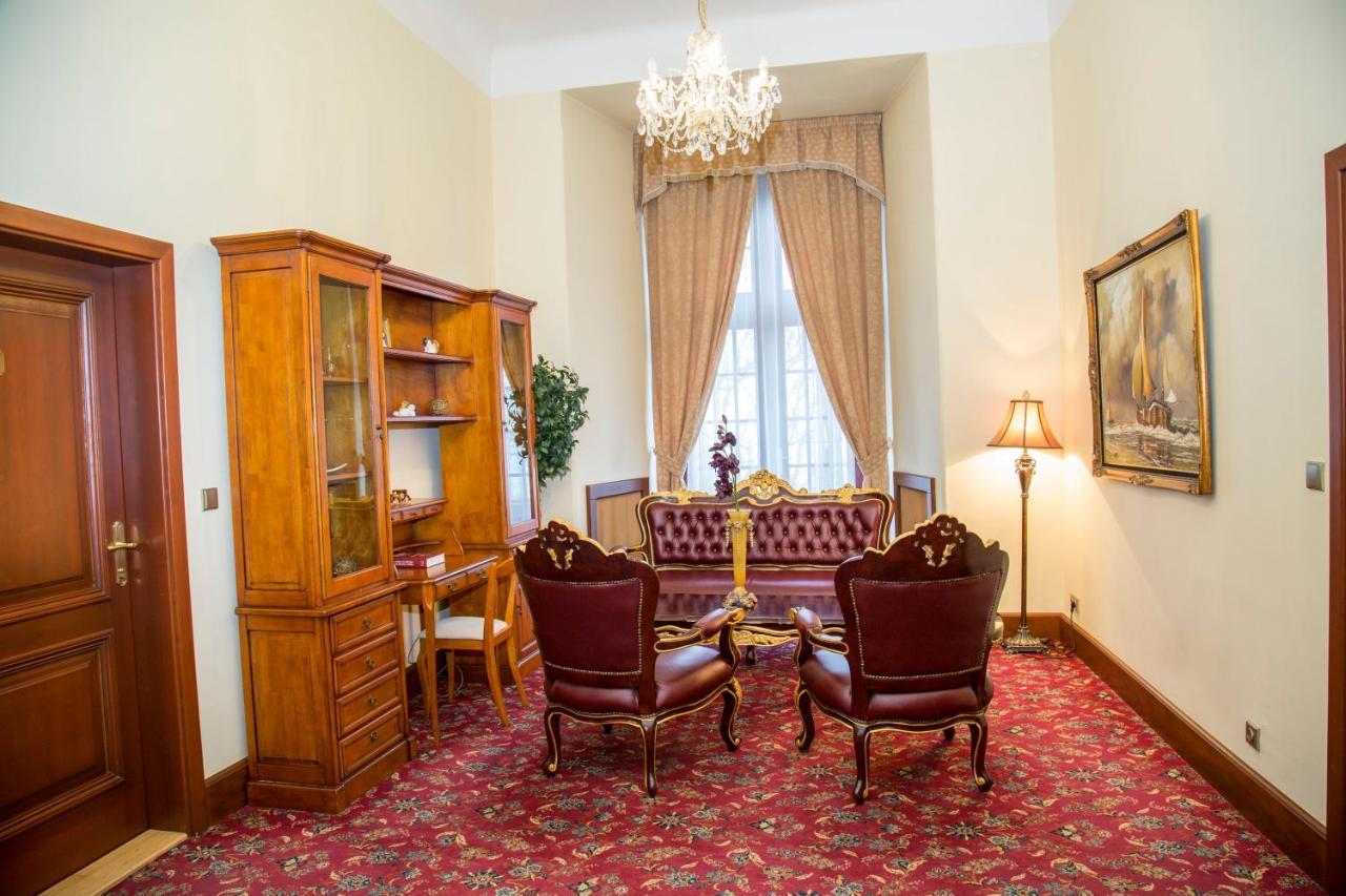 Chateau Zbiroh מראה חיצוני תמונה