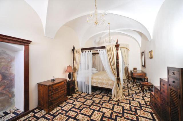 Chateau Zbiroh חדר תמונה